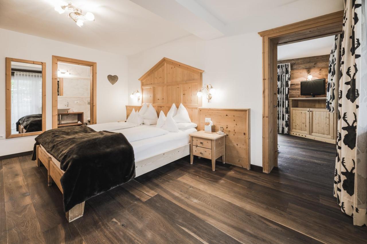 Hotel Chalet S - Dolomites Design - Adults Recommended Selva di Val Gardena Quarto foto