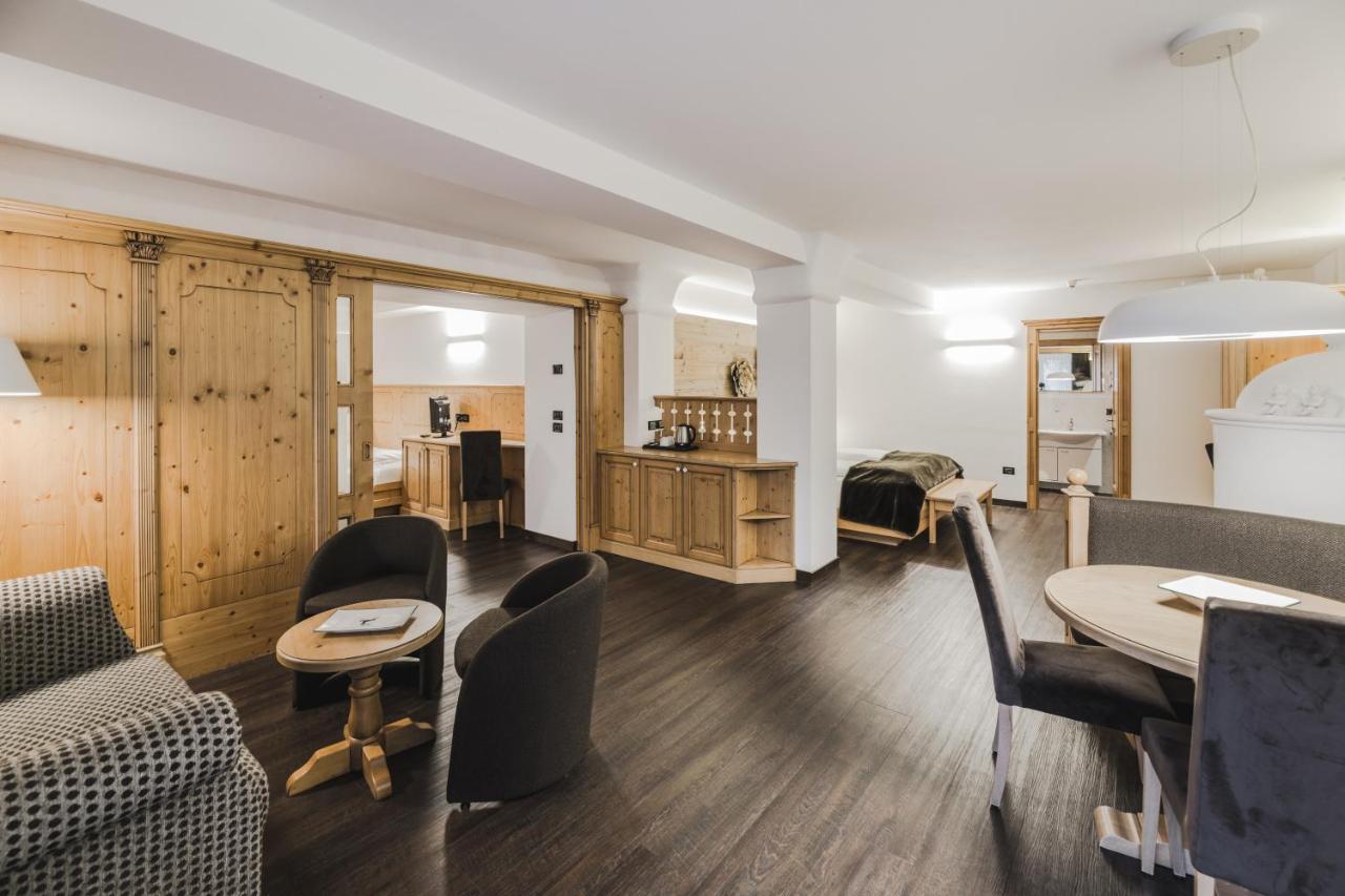 Hotel Chalet S - Dolomites Design - Adults Recommended Selva di Val Gardena Quarto foto